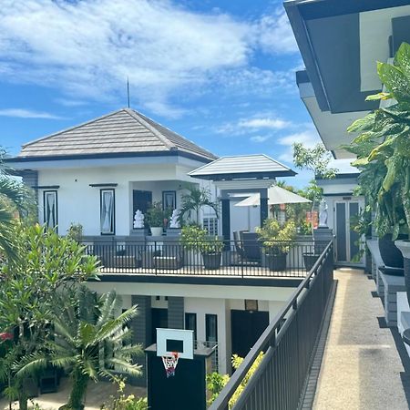 Villa Rumah Putih Abu Abu 셍기기 외부 사진