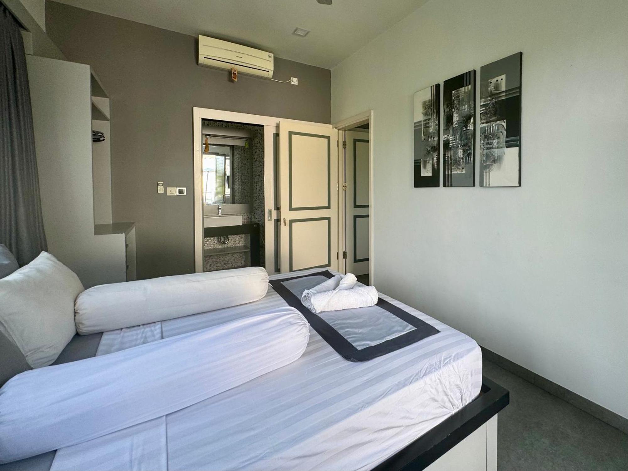 Villa Rumah Putih Abu Abu 셍기기 외부 사진