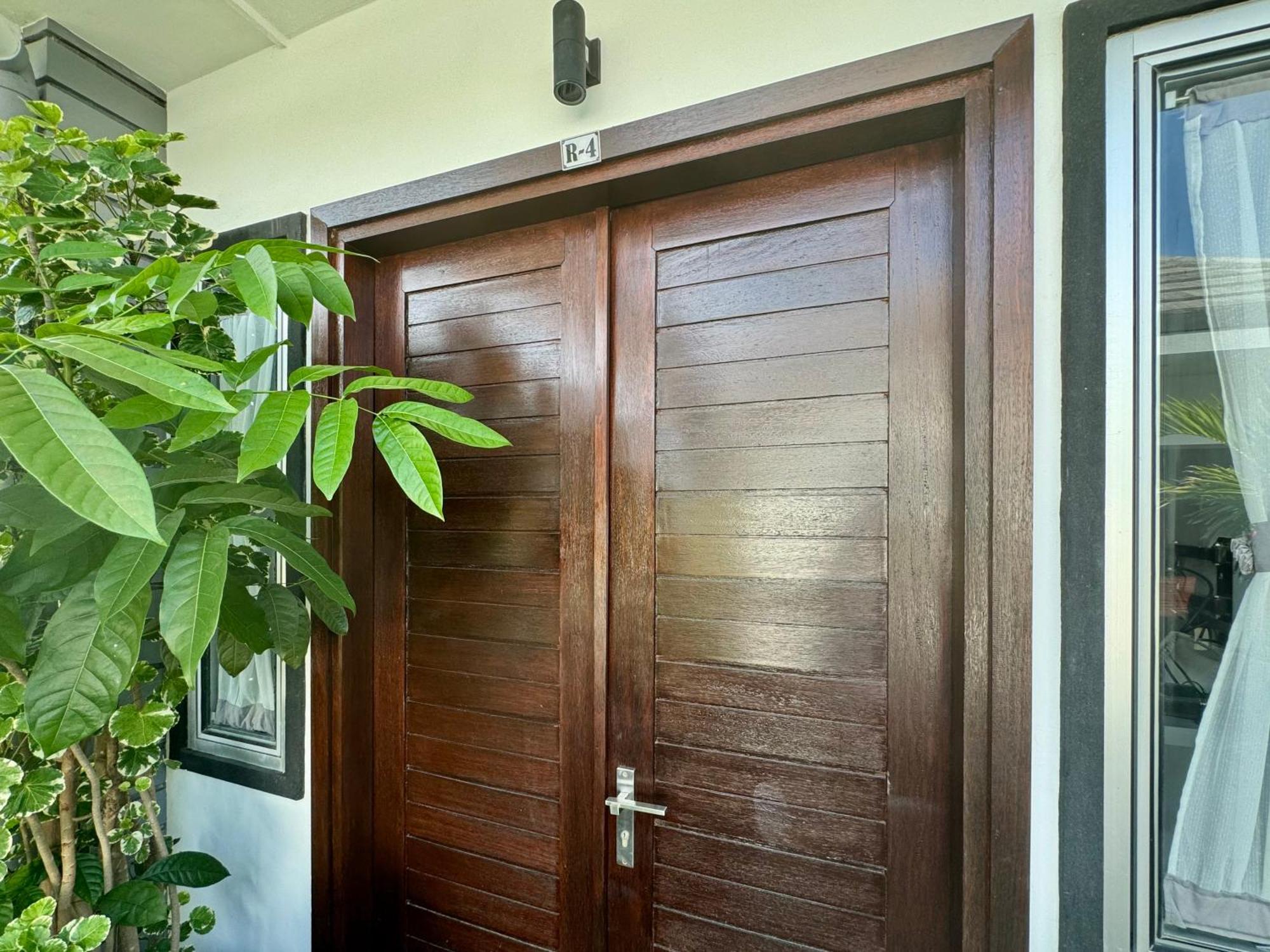 Villa Rumah Putih Abu Abu 셍기기 외부 사진