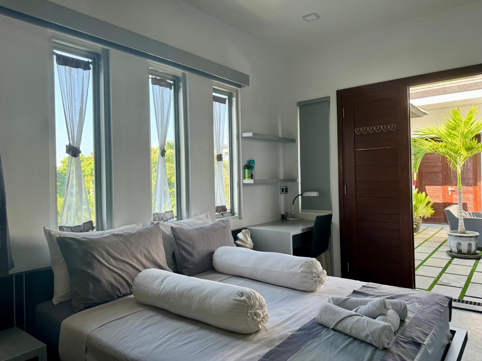 Villa Rumah Putih Abu Abu 셍기기 외부 사진